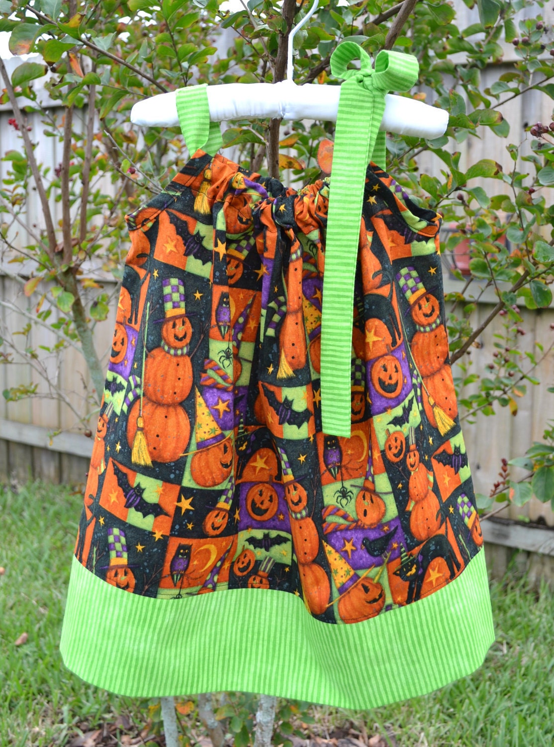 Orange Halloween Pillowcase Dress - Halloween outfit - pumpkins dress, orange green and black - Baby toddler little girls Dress