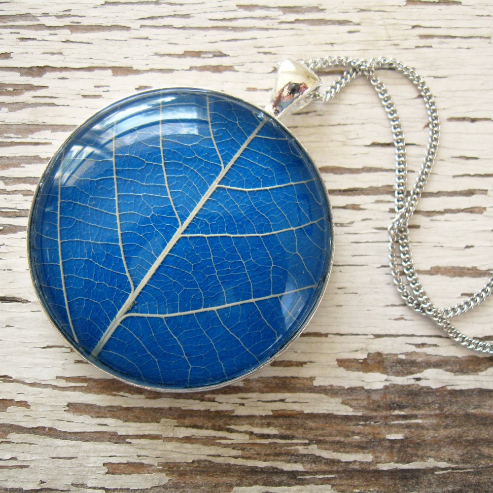 Sky Blue Leaf Necklace