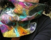 felted neck warmer -Saw you flying by-