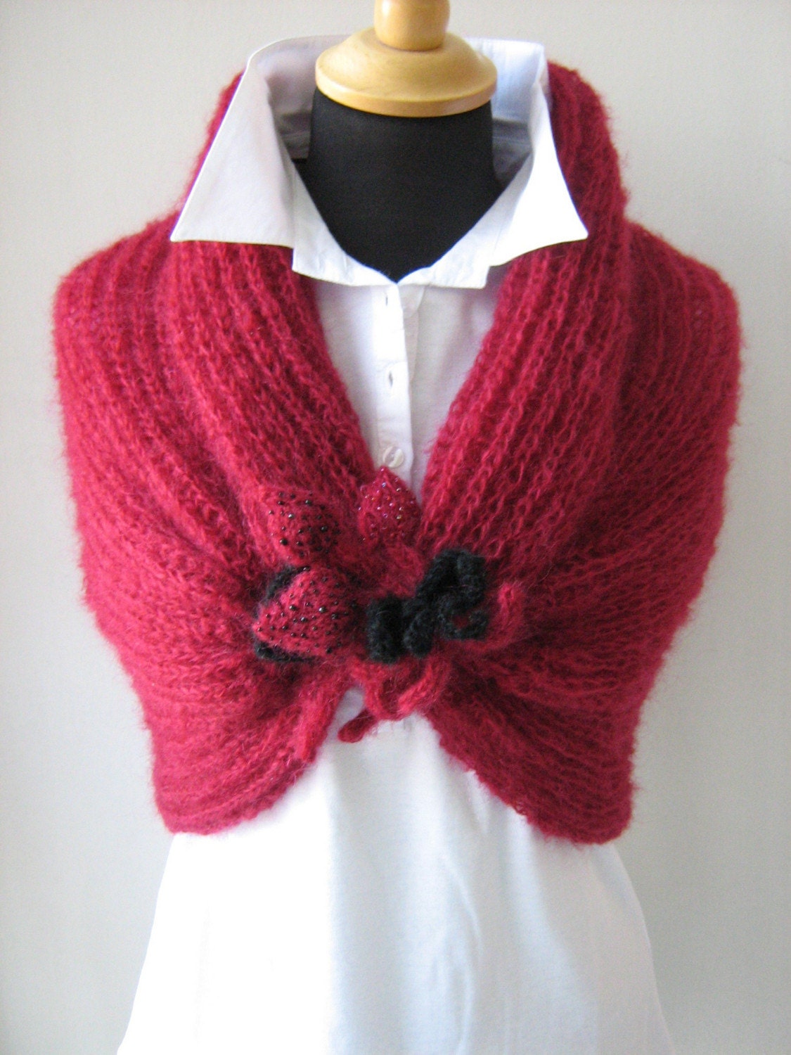 RED SPRING SHAWL WITH BROOCH