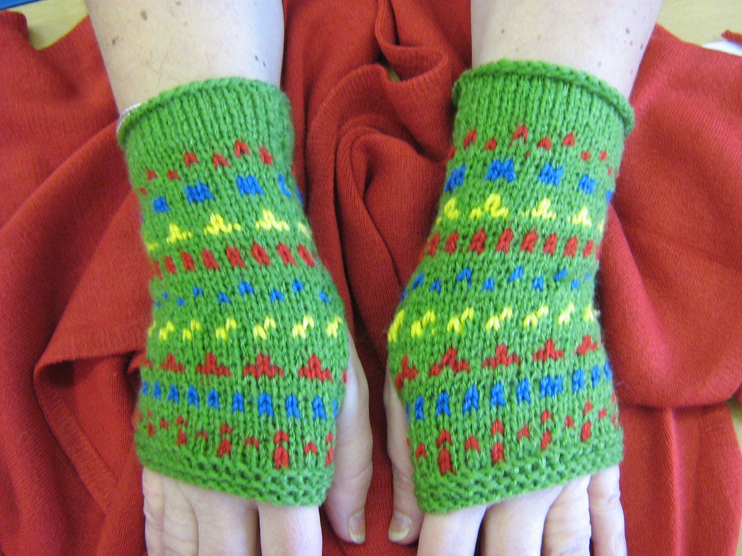 Knitting gloves - Finland