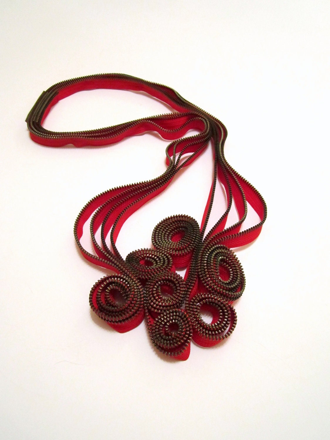 Red Flowers Zipper Necklace