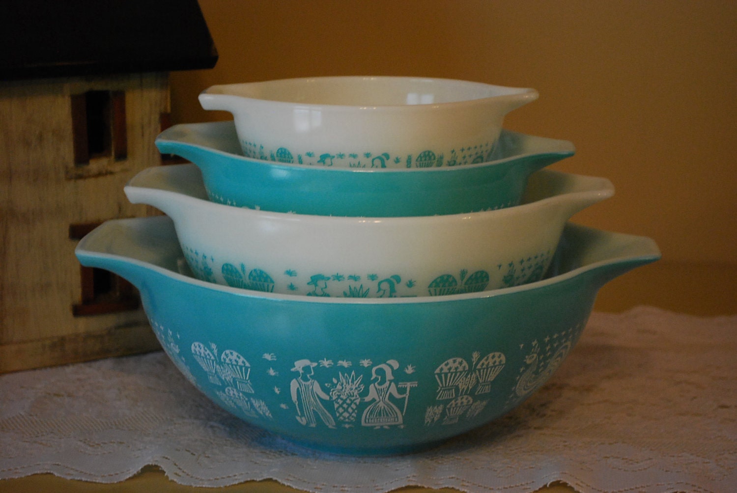 Vintage Pyrex Turquoise and White Amish Butterprint Stacking Batter Bowls