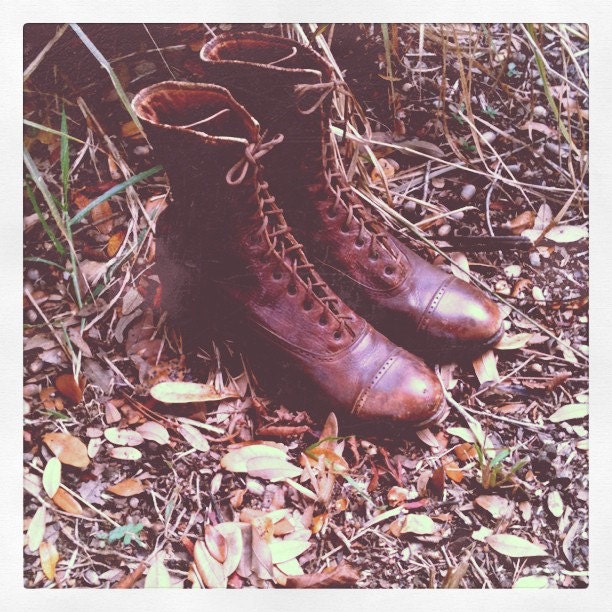 edwardian leather boots antique 1900s 1910s edwardian brown leather lace up boots / powder keg