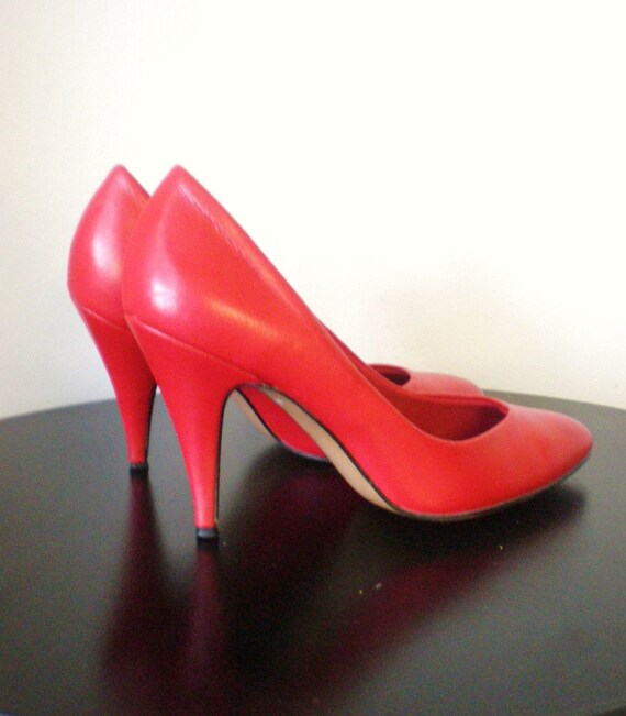 candy apple red heels