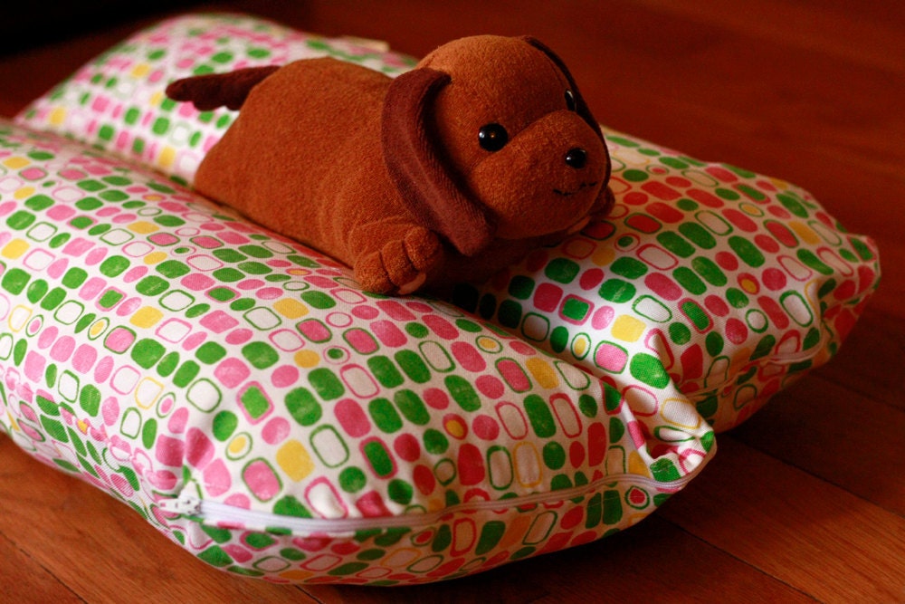 Deluxe Bunbed Dog bed for Dachshunds and other small dogs - Retro Modern Blocks