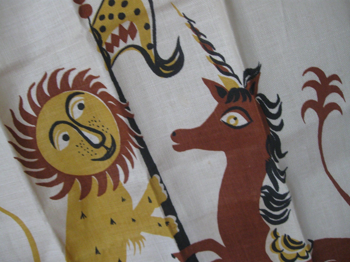 Vintage Linen Towel, Lion and The Unicorn by Dolly Dembo - Unused