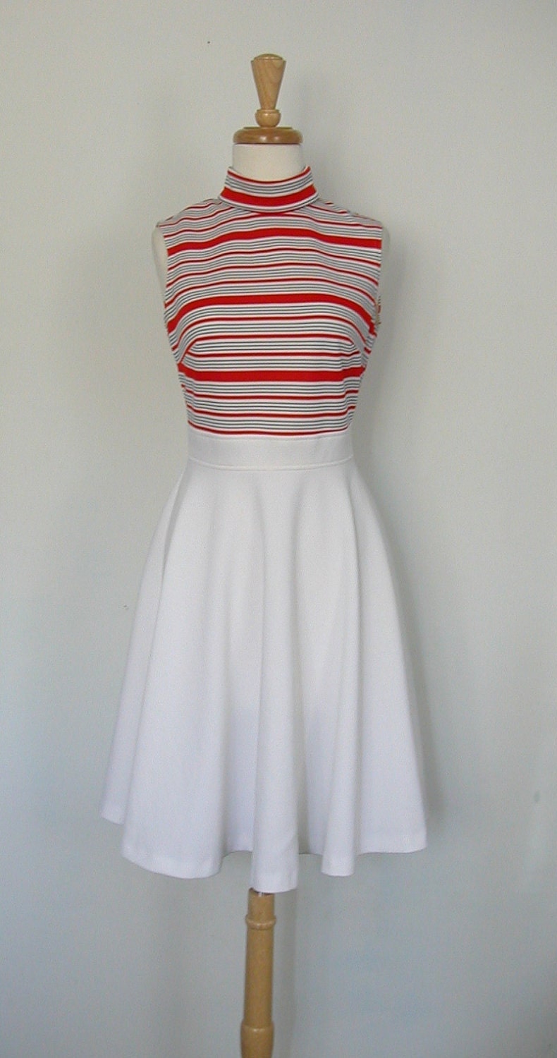 1970s Nautical Dress / 70s Dress / vintage shift dress / color block / red white blue / circle skirt / audrey hepburn / small medium