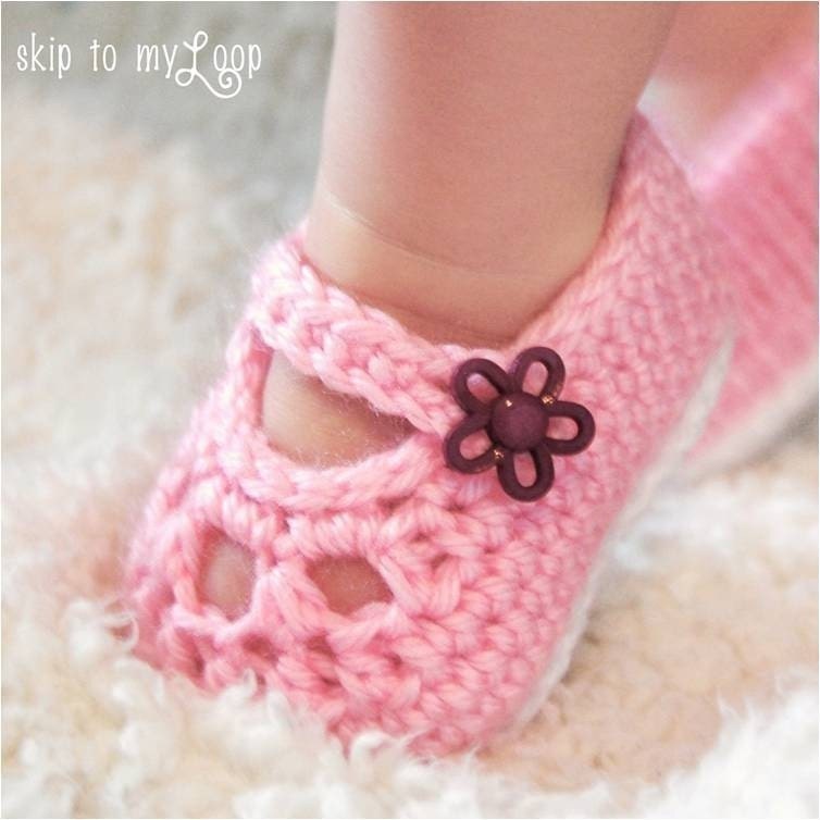 ... Baby Booties - Slippers Pattern - Crochet Mary Janes - Girl Shoes