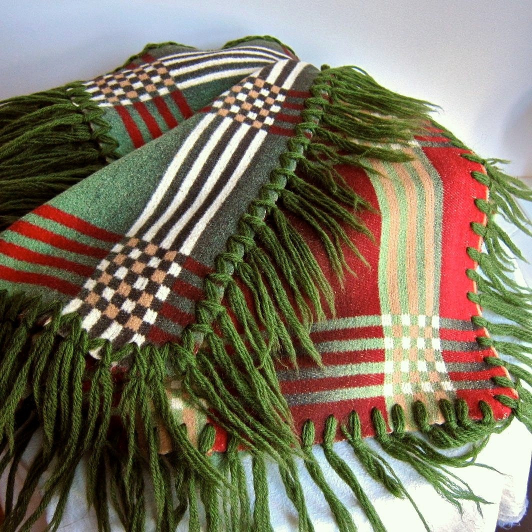Beacon Blanket in Cotton Reversible Plaid Shawl Fringe Throw Blanket c 1930