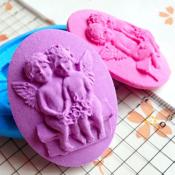 Victorian Oval Angel Boy and Girl Cameo (40mm) Silicone Flexible Push Mold Cake Deco Cupcake Fondant Gumpaste Butter Mold Jewelry Making