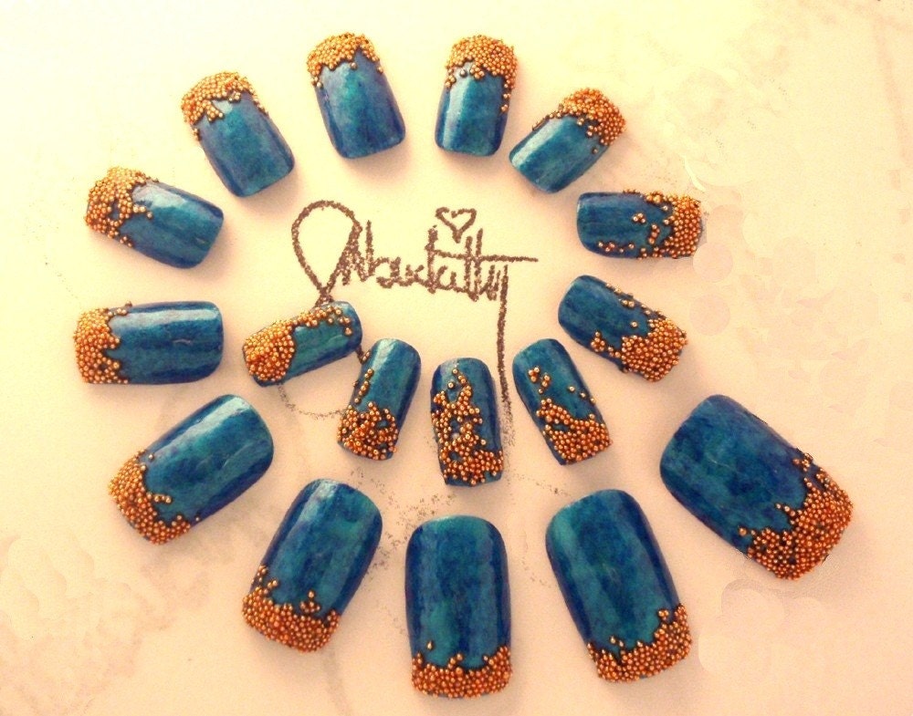 Southwestern Nail Art Hammered Metal Finish ( turquoise, blue, copper, fingernail art, 3D nails, artificial, tribal design)