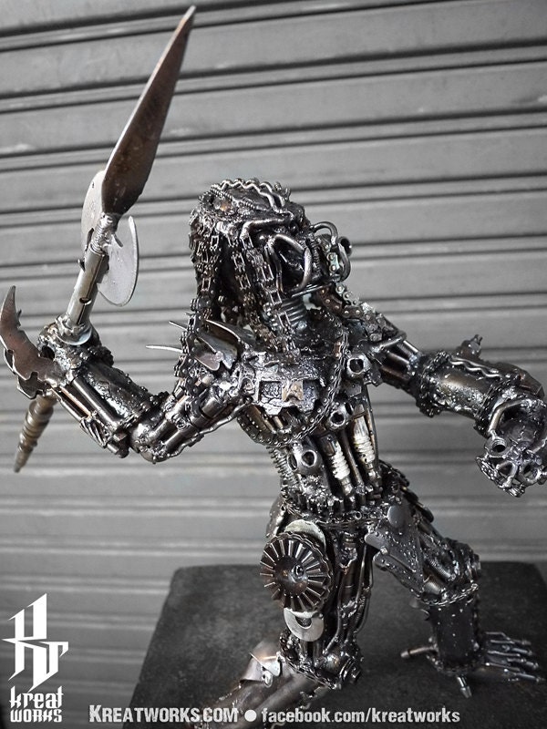 Metal Sculpture - Metal Spearman Hunter (Medium item)