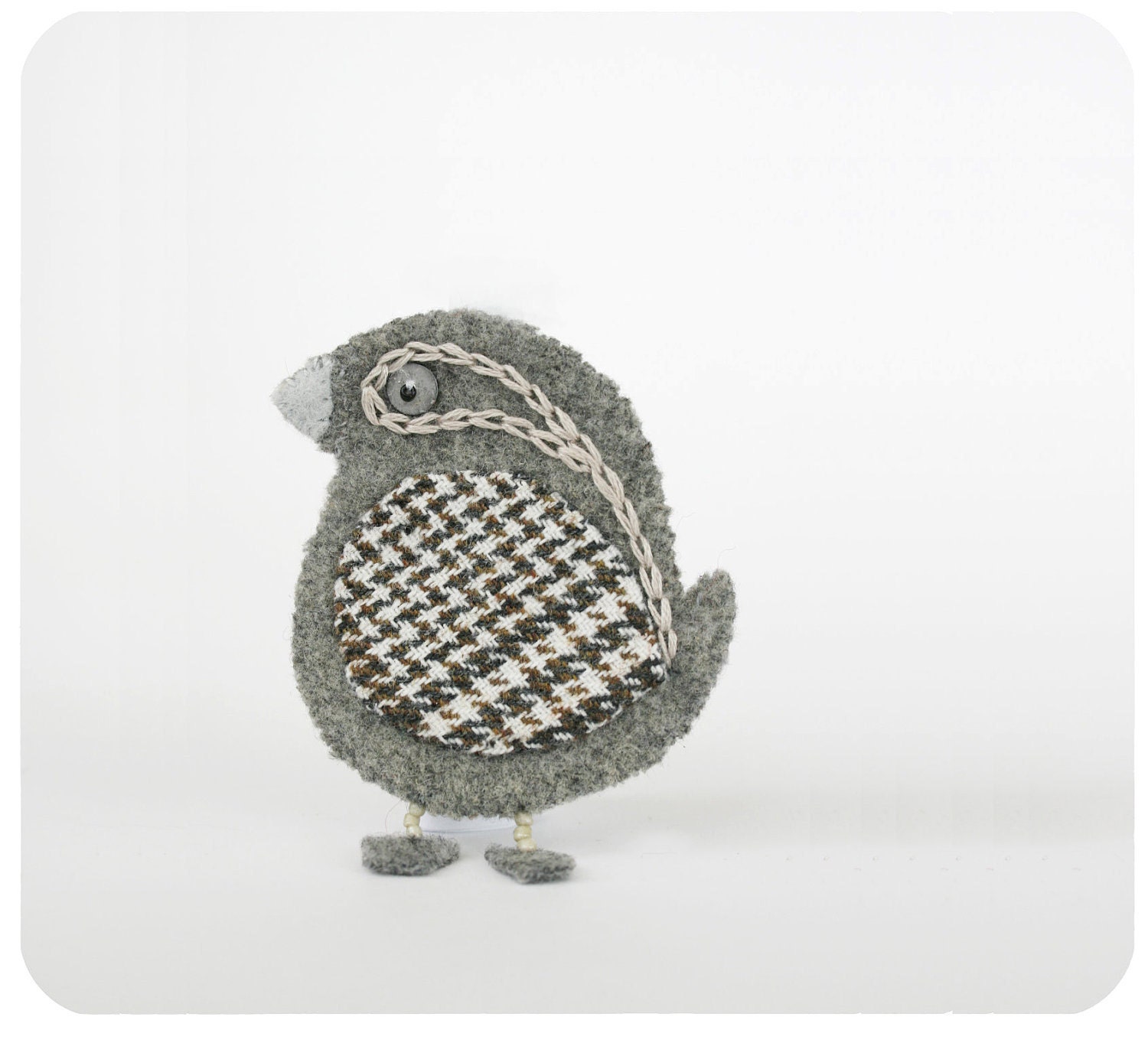 checkered sparrow pin - grey felt brooch