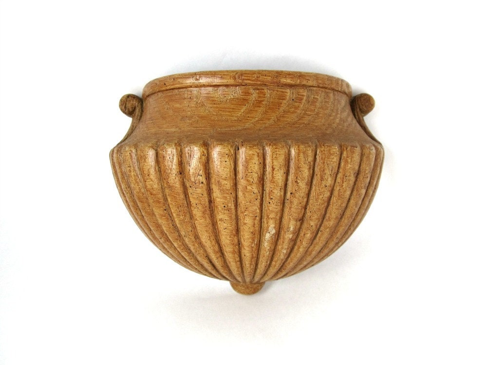 Vintage Wall Hanging Planter Brown