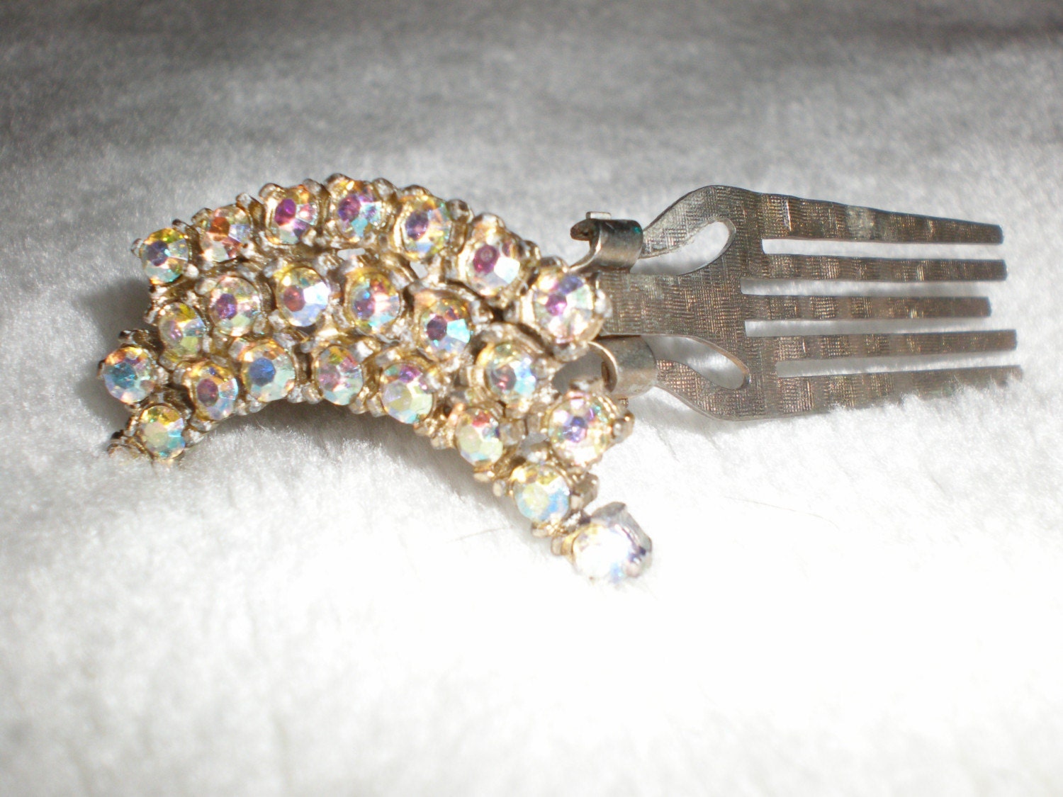Gatsby Hair Clip Roaring 20s Antique Aurora Borealis Rhinestone and Plated Silver Hair Clip