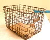 SALE  VinTaGe BooKs  WiRe BasKet TaG