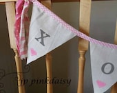 Photography Backdrop Banner /XOXO Pink baby shower decoration/ Fabric Rag Tie Wedding banner/bunting /Birthday Banner/ Garland