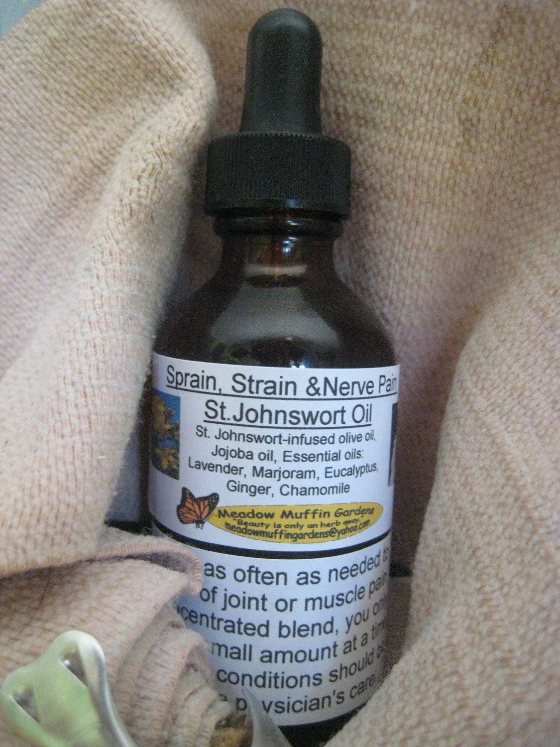 Liniment Rub, Sprain, Strain and  Nerve Pain St. Johnswort oil, Muscles and Joints