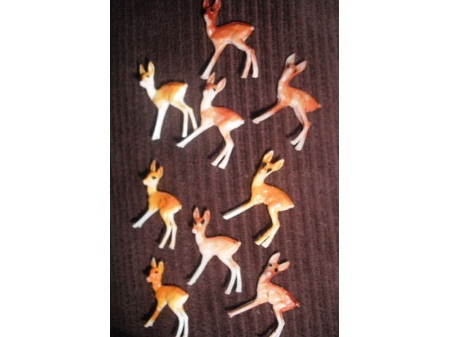 21 Tiny deer for altered art .. terrariums ... Christmas crafts