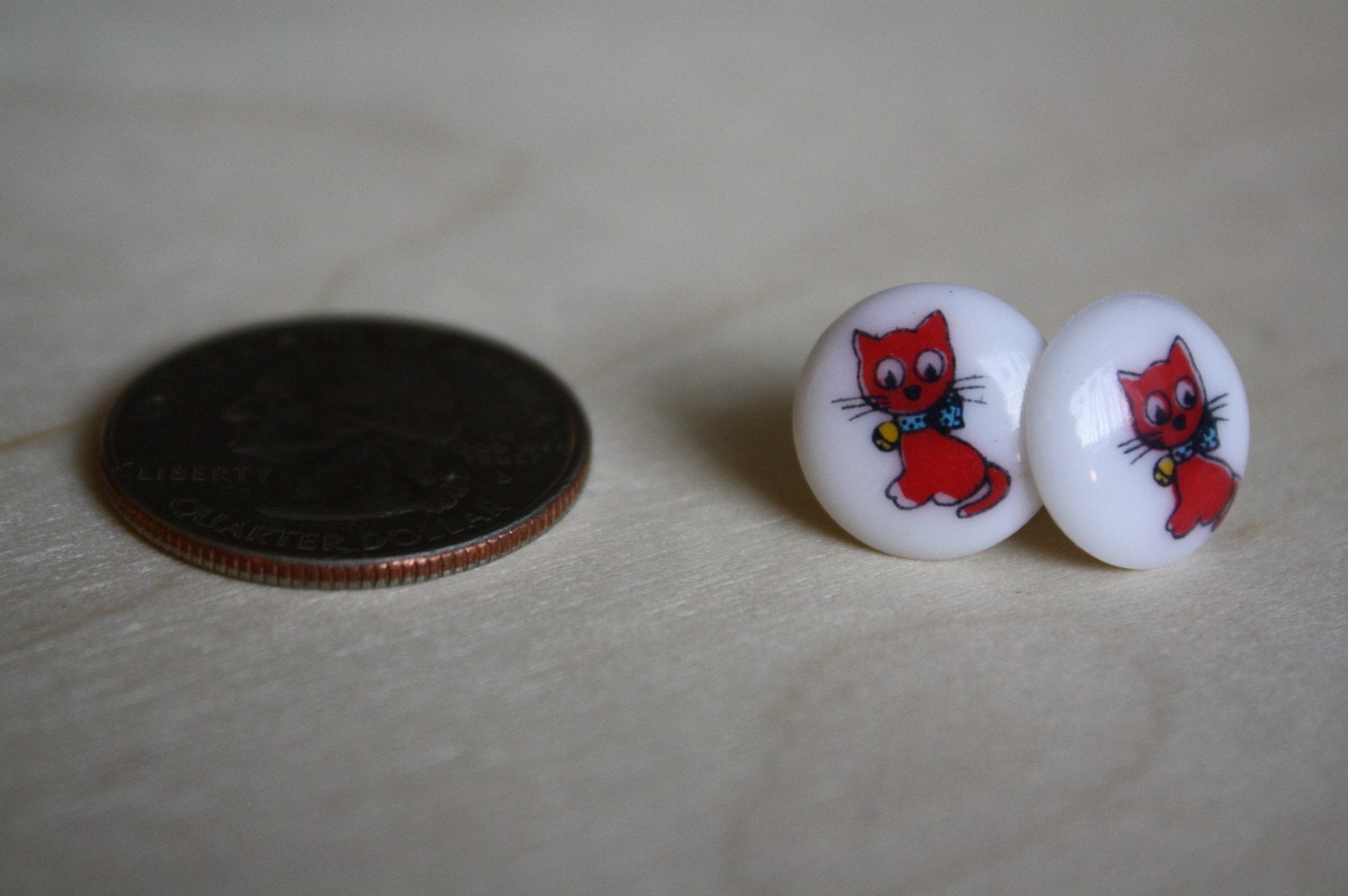 Vintage Cat Button Earrings
