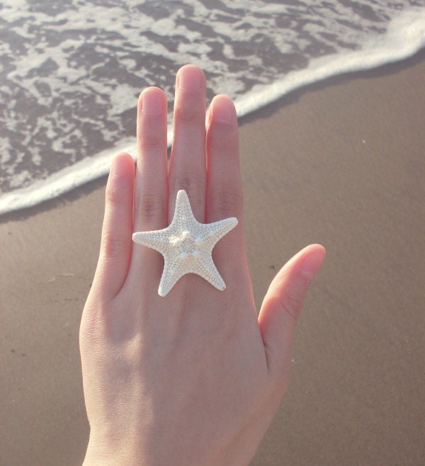 The Mermaid's Starfish Ring - Starfish Ring - Mermaid Ring - Nautical Ring - Beach Bridesmaids Gifts Cute Adorable Romantic Whimsical Dreamy