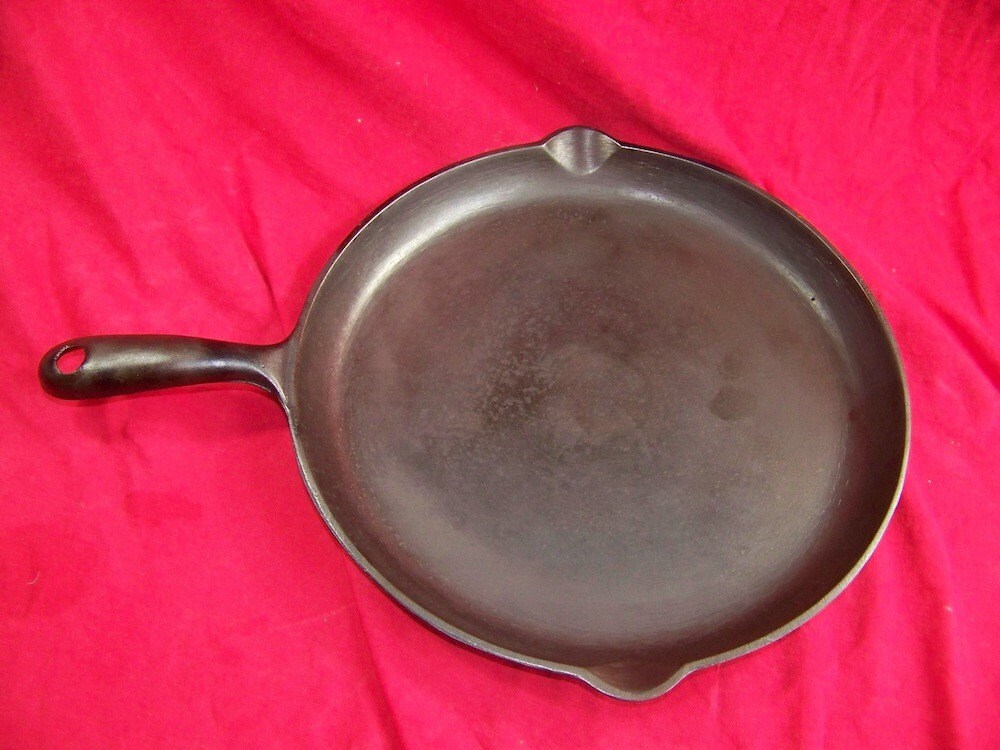 Wagner Ware No 9 Cast Iron Griddle Skillet 0206 By Griswoldstore 