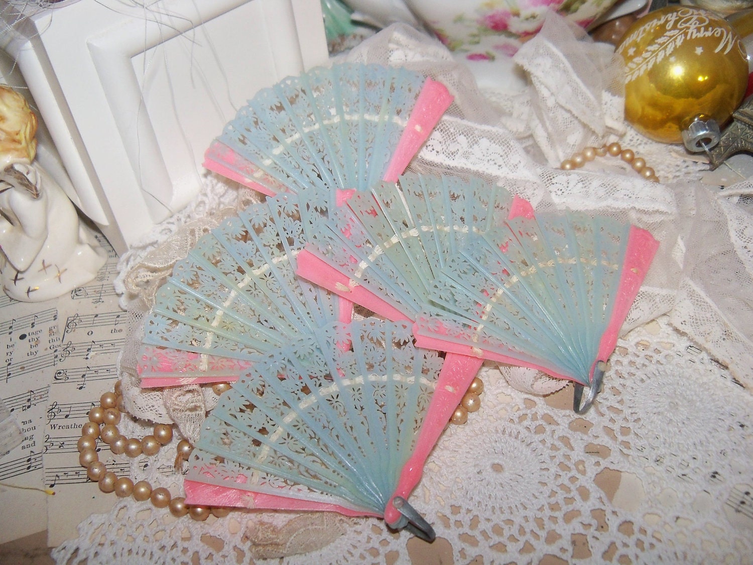 Vintage Party Favors-Doll-Birthday-Wedding-Shower-Fans-Set of 5-OLD STOCK
