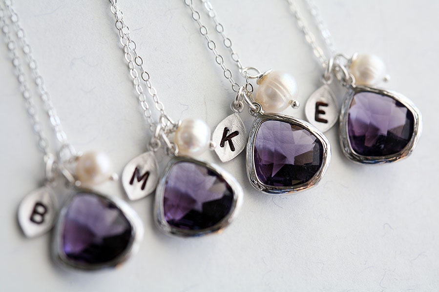 Bridesmaid Gifts, set of 4,Leaf initial,Initial Necklace,Stone in bezel,wedding jewelry, bridal jewelry, bridesmaids jewelry,Pearl