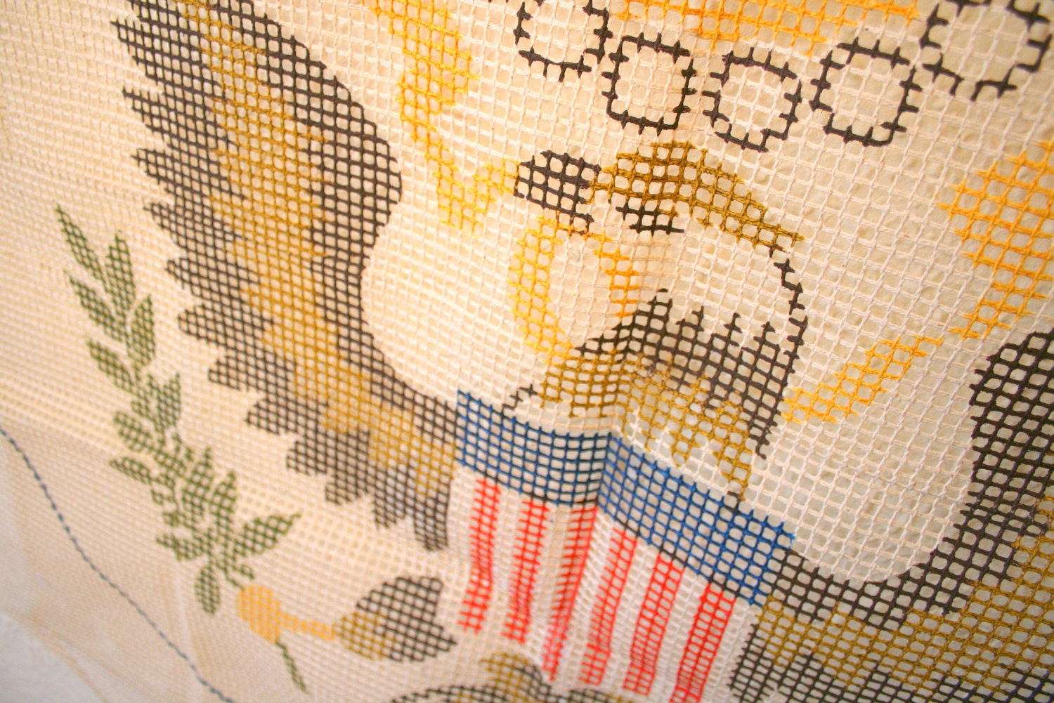 Latchhook Rug Canvas Handpainted Federal Patriotic Emblem Eagle Americana