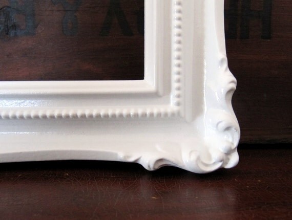 Fancy White Frame