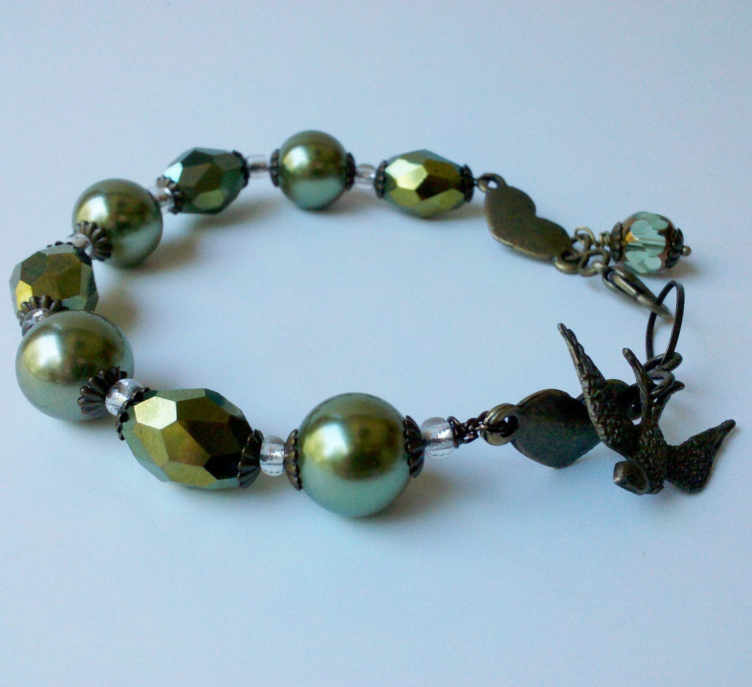 Bracelet Brass Sparrow Green Pearl Beads Crystals Hearts Ocean Wings - Sabrina -