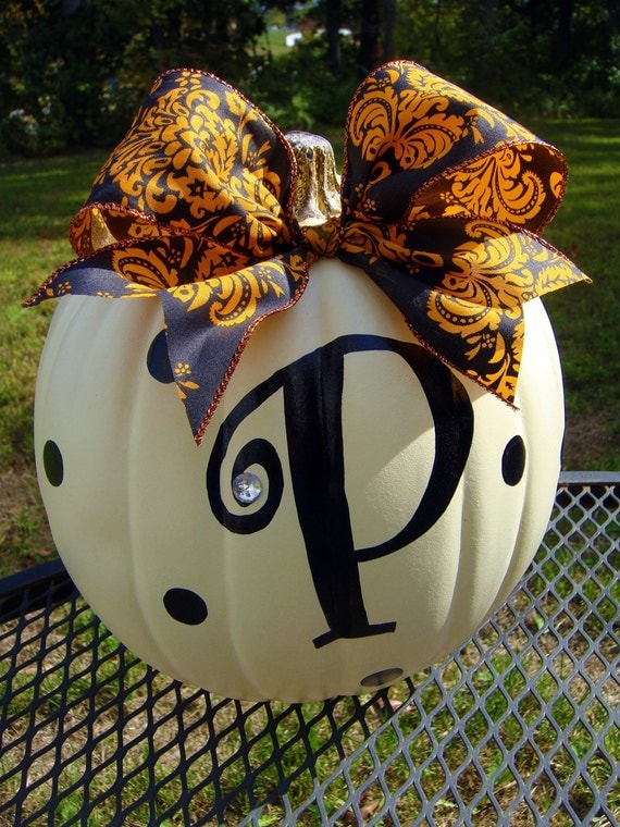 Family Name Personalized Pumpkins..ADORABLE