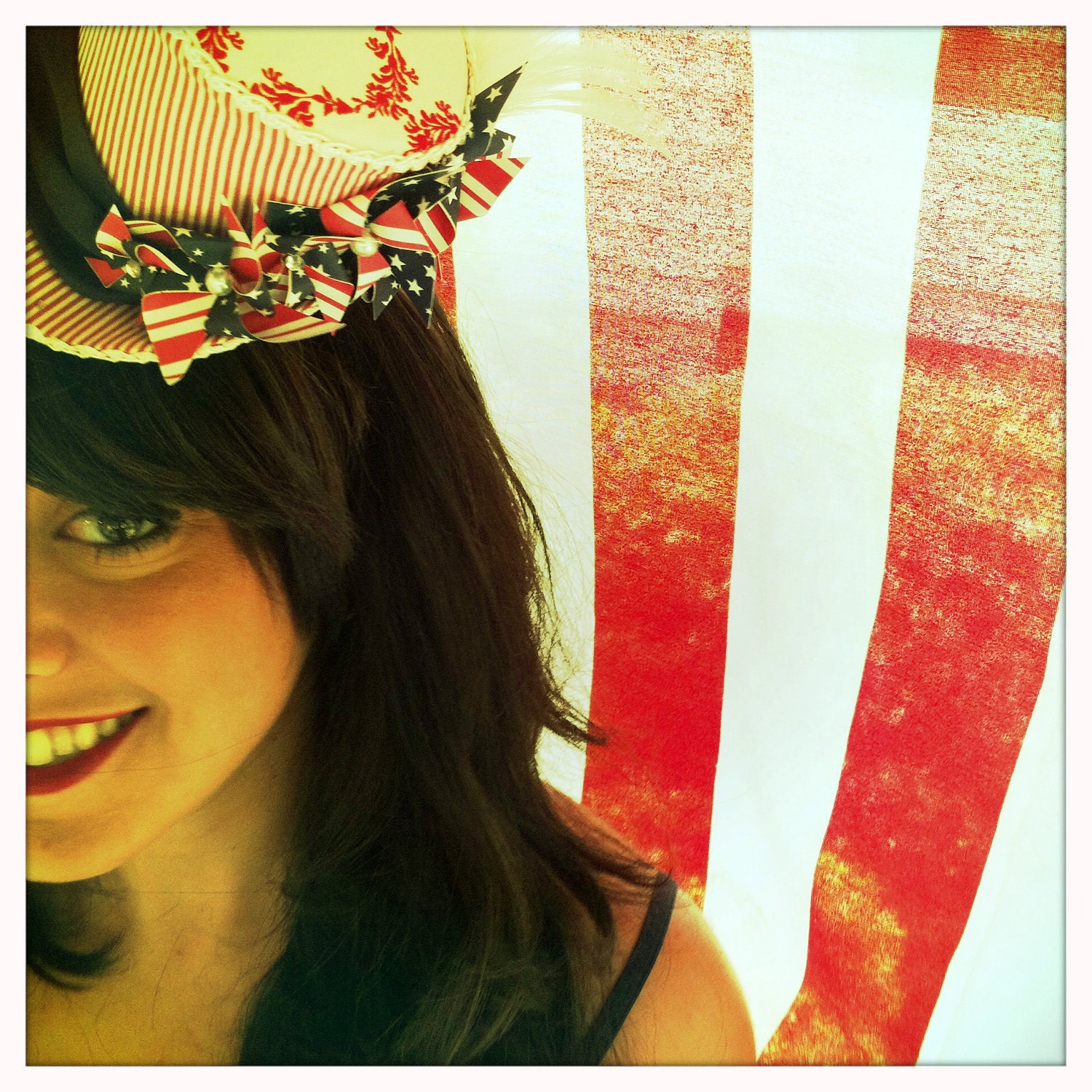 Mini Top Hat - Doodle - Red White and Blue - Stars and Stripes Pin-Up - Carnival - Pinwheels - Fascinator