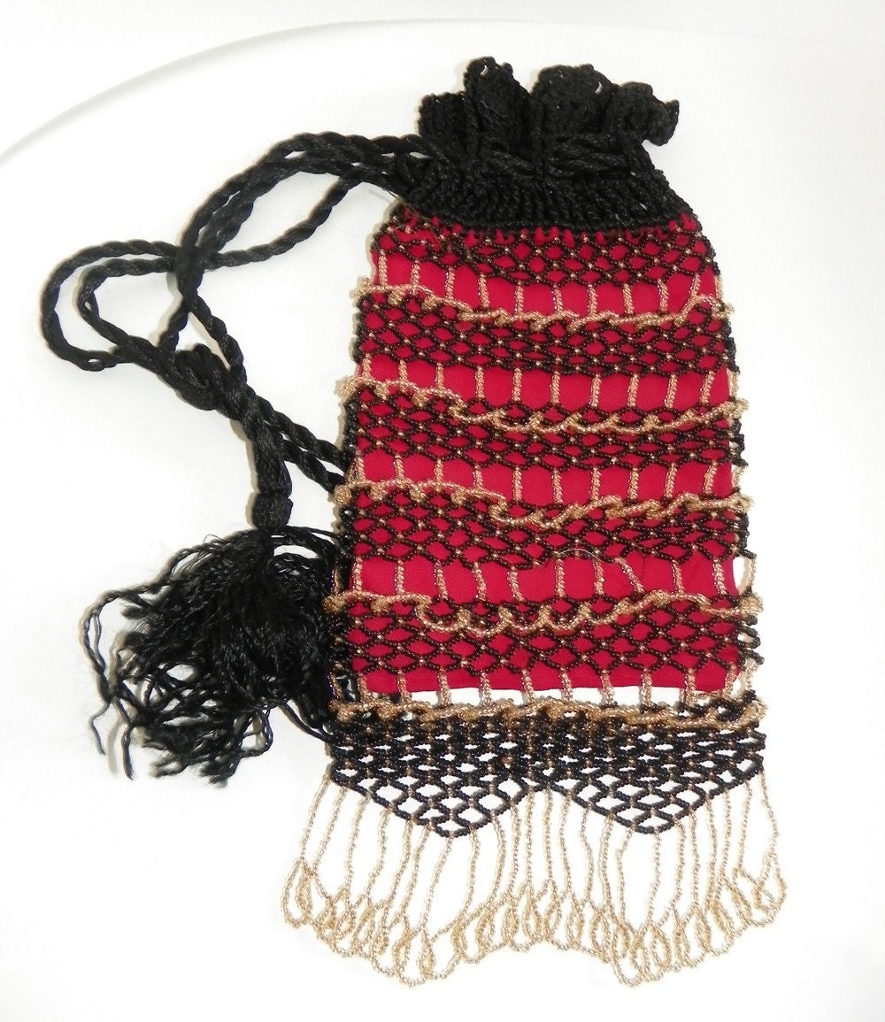Mint Vintage Victorian Art Deco Flapper Black & Red Glass Beaded Drawstring Purse