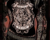 Women's Se7en Deadly PRIDE Tee in Coal