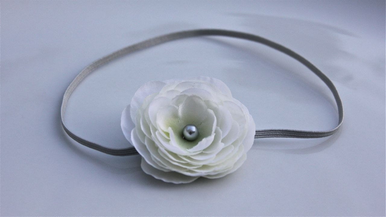 white flower headbands, newborn photography props, Infant Headband, Toddler Headband, Baptism headband