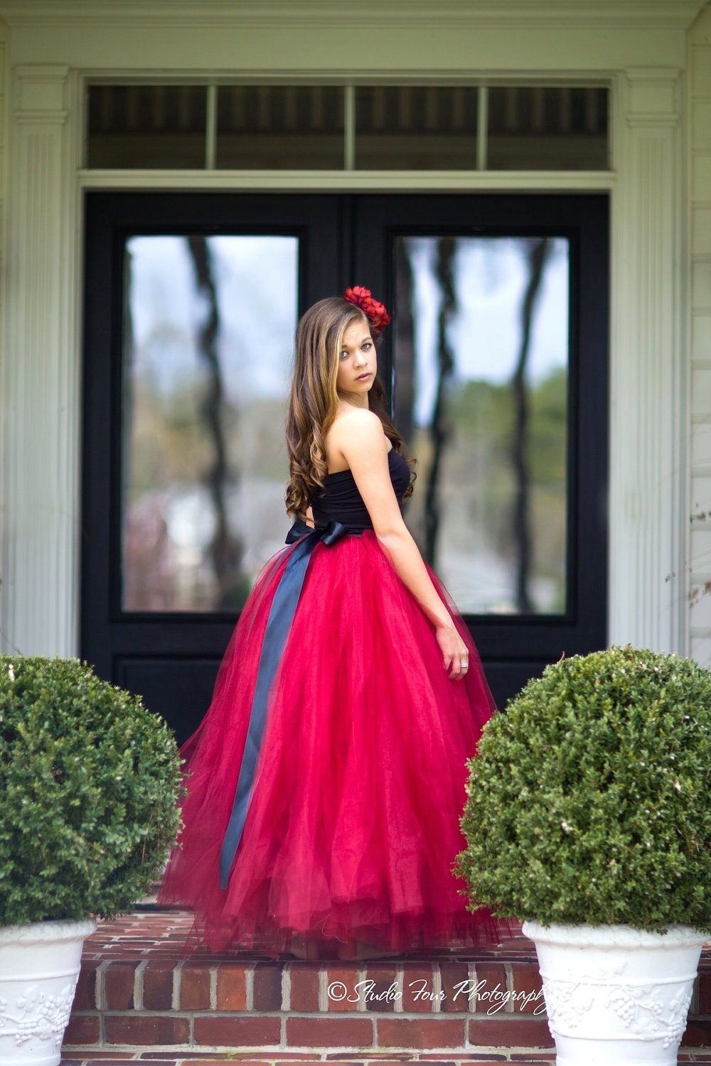 Flower Girl Dress for Wedding, Flower Girl Dress, Sewn Tutu, Chic Tutus, Tutu, red tutu