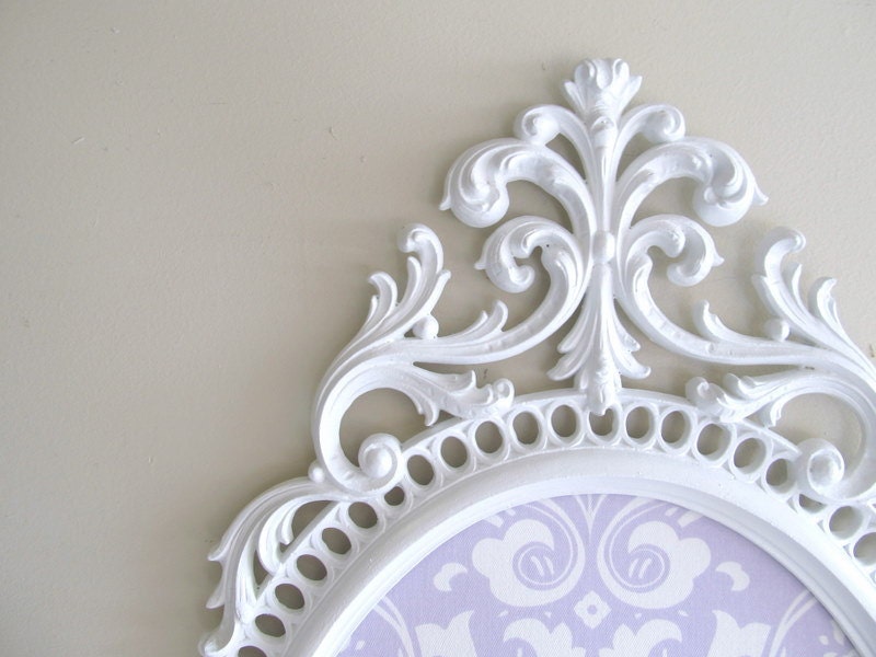 Nursery MAGNET BOARD Lavender Lilac Purple Memo Board Girls Room Decor Damask Fabric Board Baby Gift Vintage Oval White Wall Decor Wedding