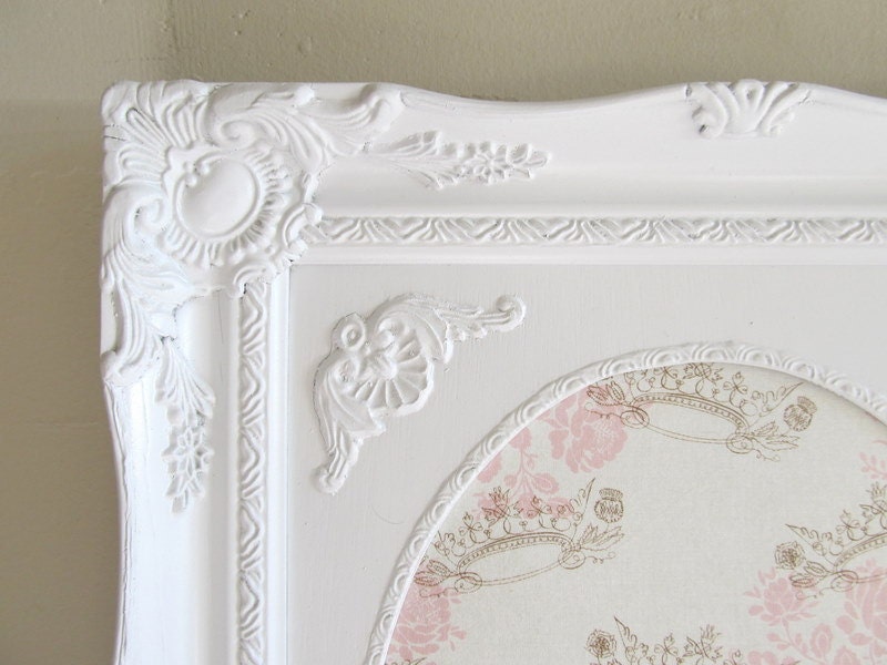 Magnet Board Princess Crown Magnetic Board Picture Frame Shabby Chic Nursery Oval Wall Decor Pink Brown White Vintage Antique Ornate