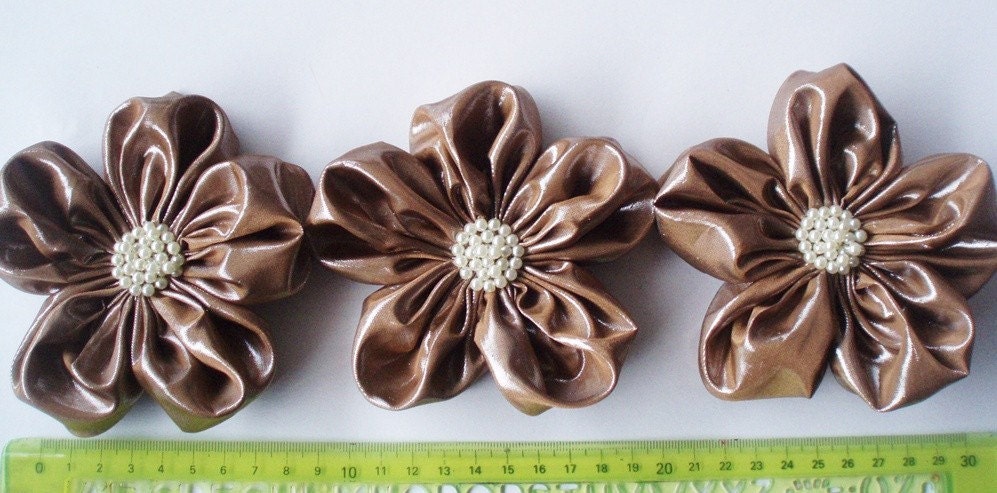 Taupe Vinyl Like Fabric Flower Appliques Embellishments(3 pcs)