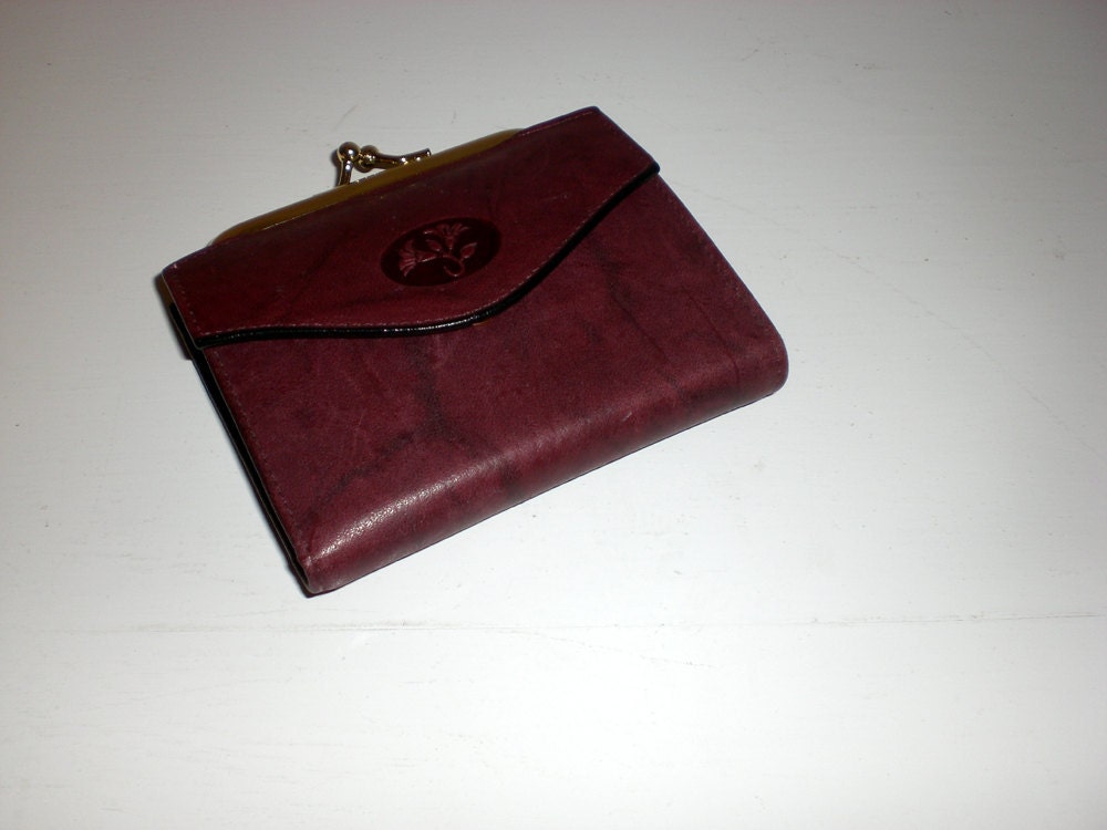 Ladies Buxton leather billfold
