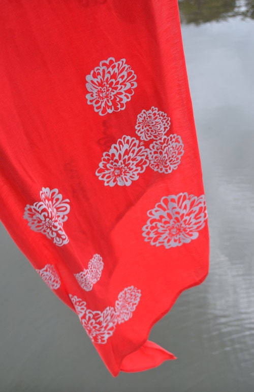 Dahlia Wrap Scarf - bright red