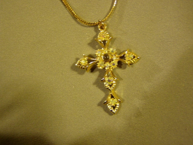 Reserved For Mary.Vintage 1950s Christian Cross Pendant Necklace With Lords Prayer Stanhope 2592