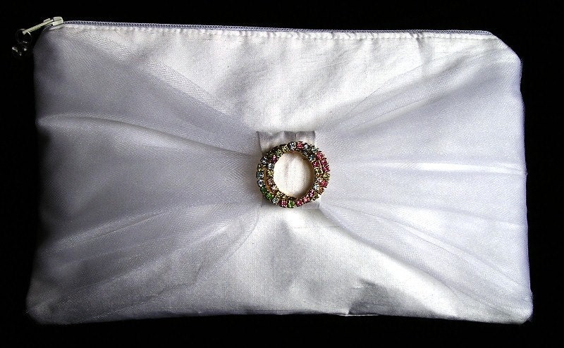 White silk and tulle clutch purse