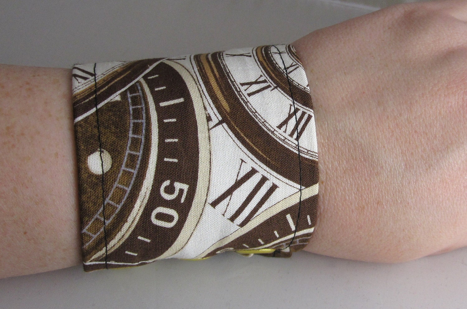 Clockwork Steampunk Geeky Wrist Cuff