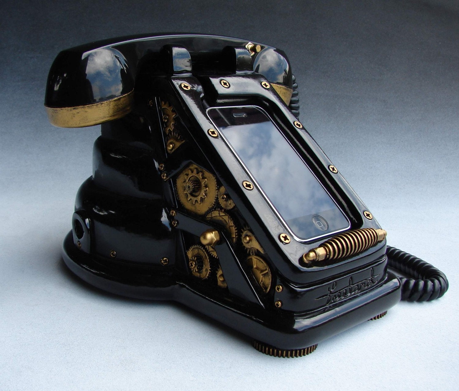 iRetrofone Steampunk - Black/Gold