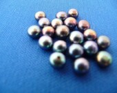 20 Loose PEACOCK colored PEARLS half drilled 5mm rounds