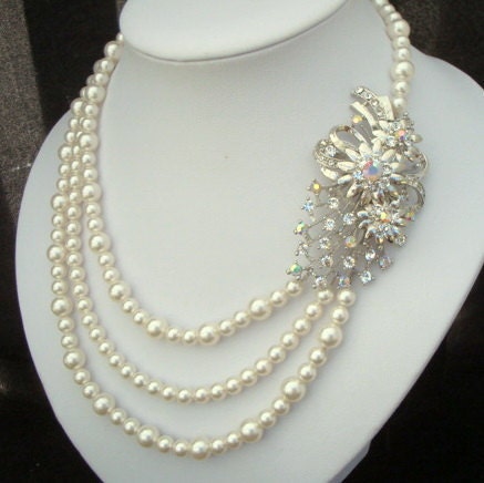 Bridal Necklace,Ivory or White Pearls,Rhinestone Brooch,Bridal Statement Necklace,Pearl Bridal Necklace,Bridal Rhinestone Necklace,VERA
