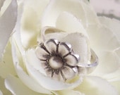 PMC silver jewelry, Fine Silver Daisy Ring, made to order, handmade silver ring